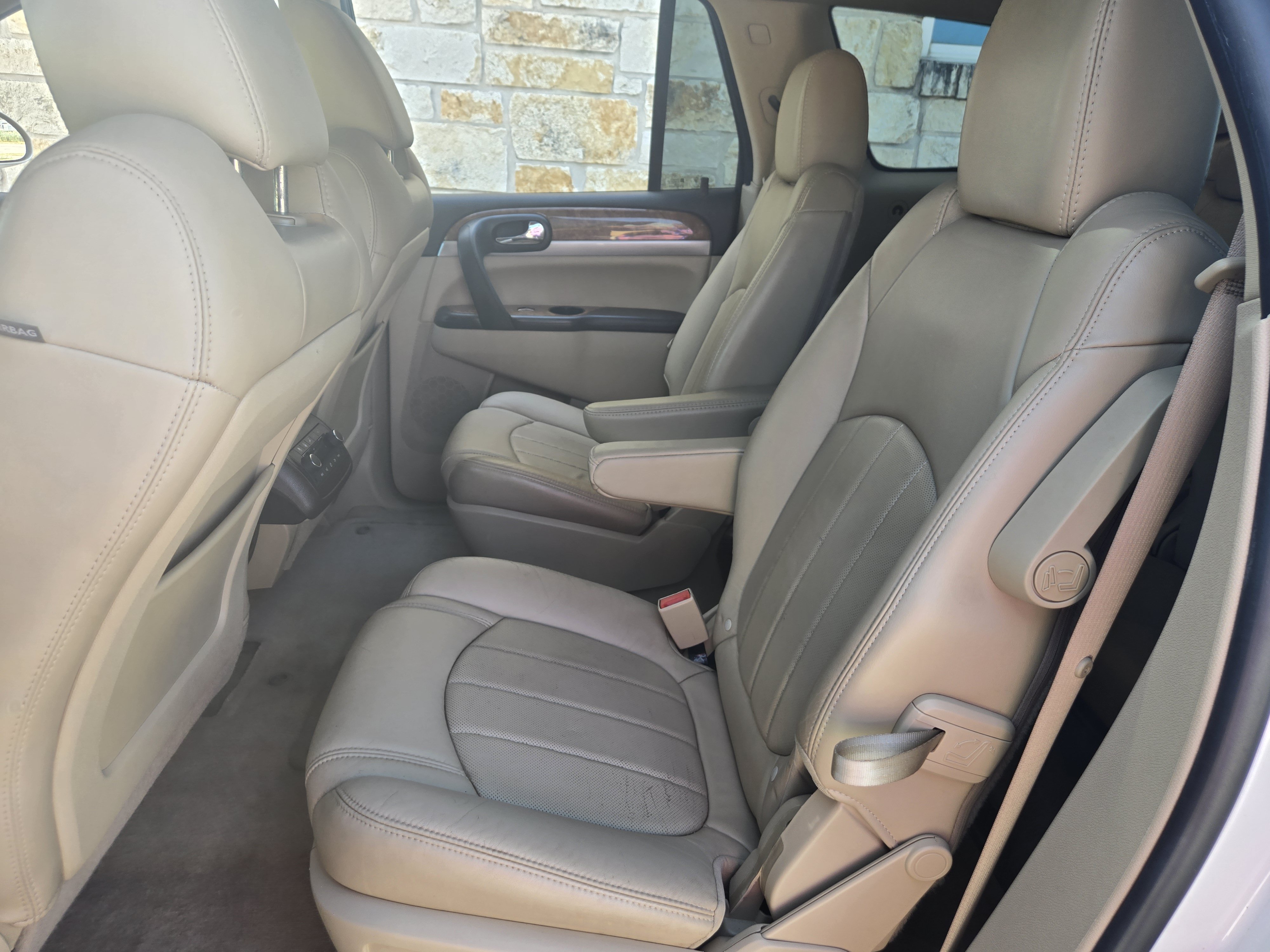 Used 2012 Buick Enclave Premium w/ Trailering Provision Package FWD image 7