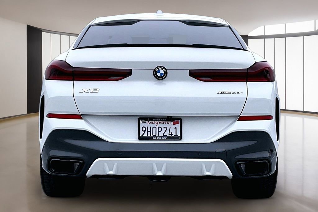 Used 2024 BMW X6 xDrive40i w/ Premium Package AWD/4WD image 5