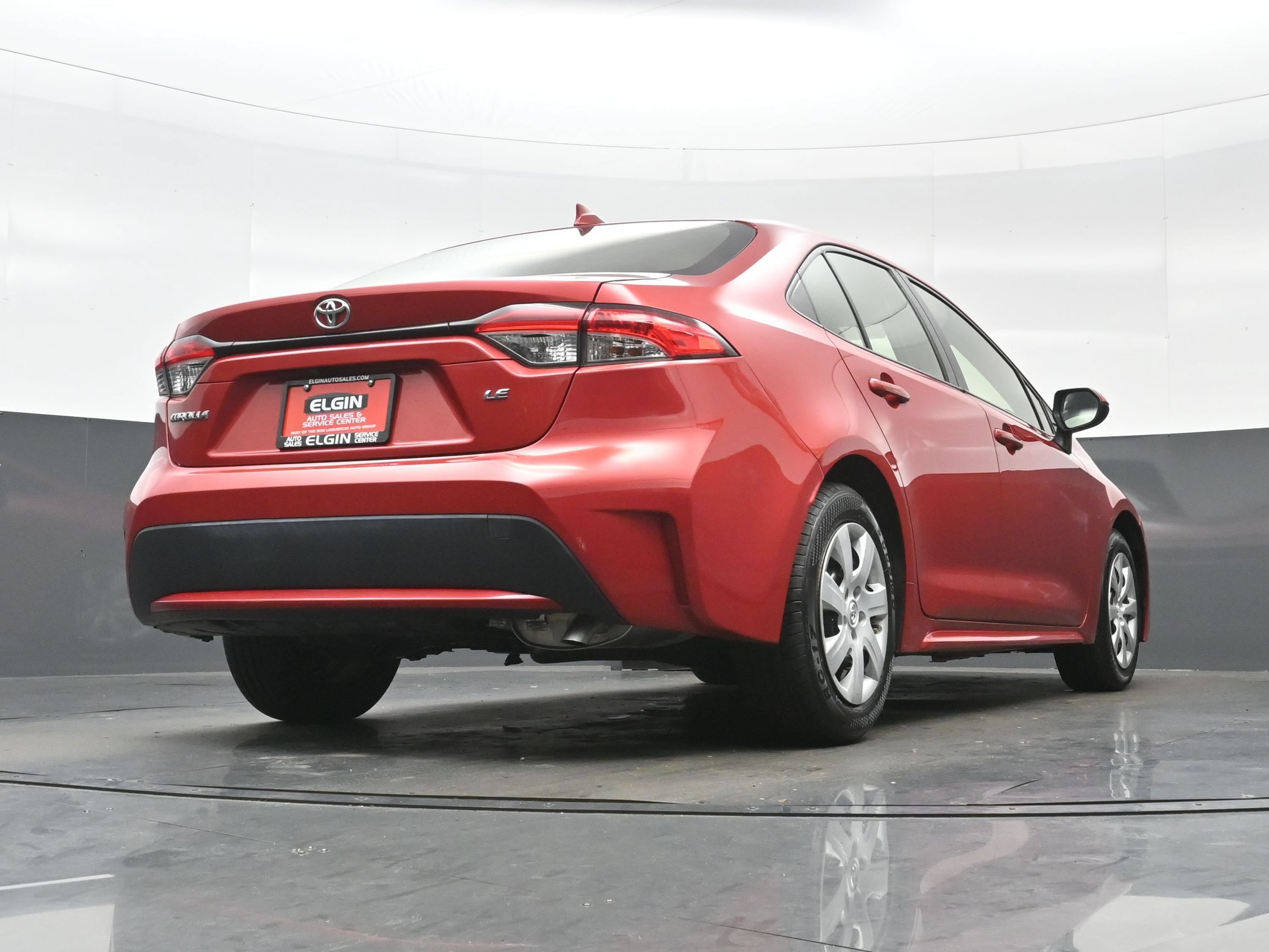 Used 2021 Toyota Corolla LE FWD image 28