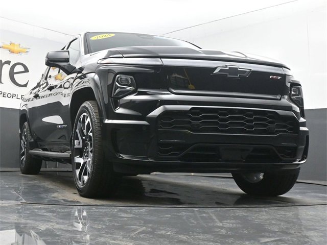 Certified 2024 Chevrolet Silverado EV RST image 4