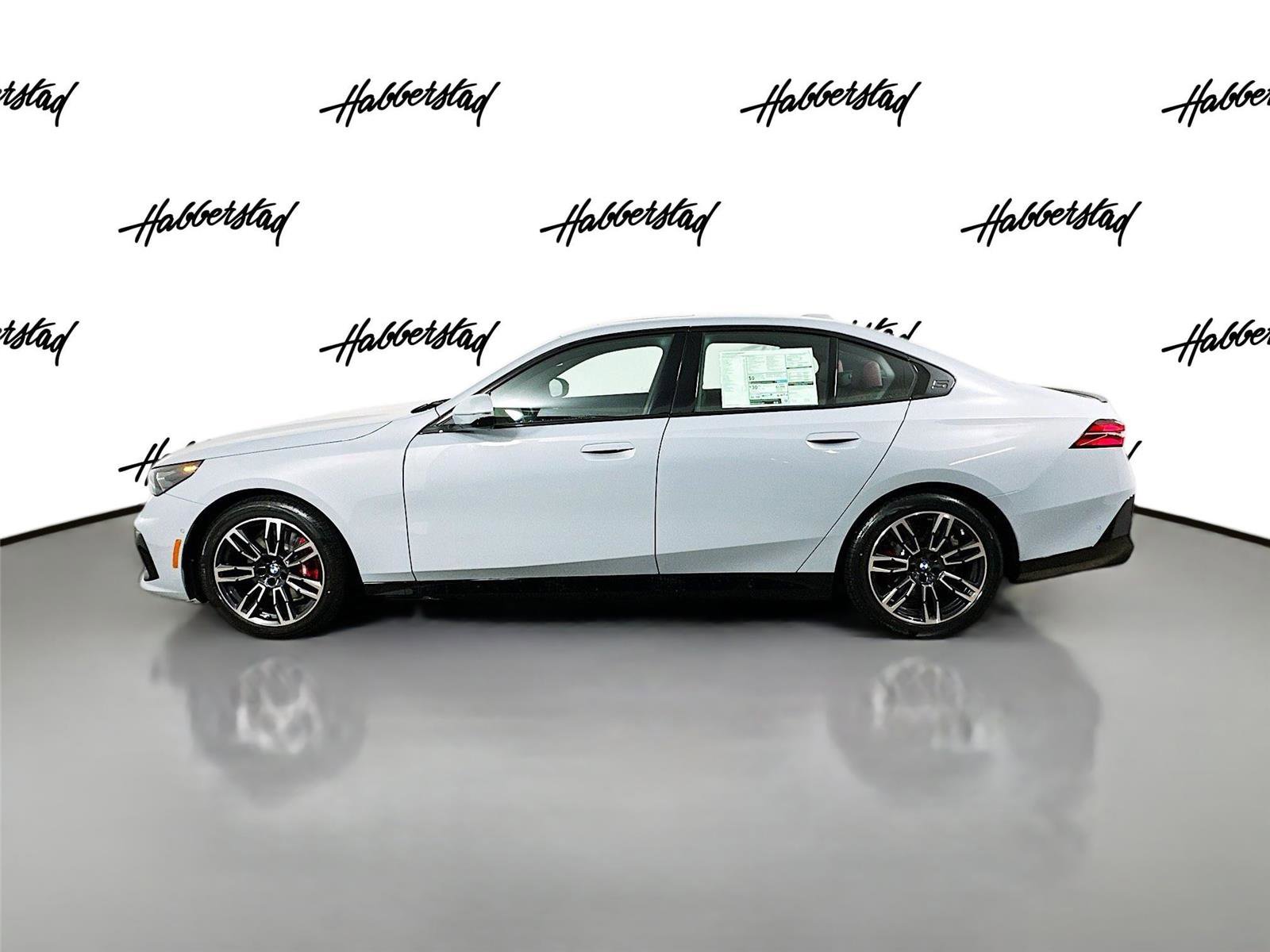 New 2026 BMW 530i xDrive w/ M Sport Package image 8