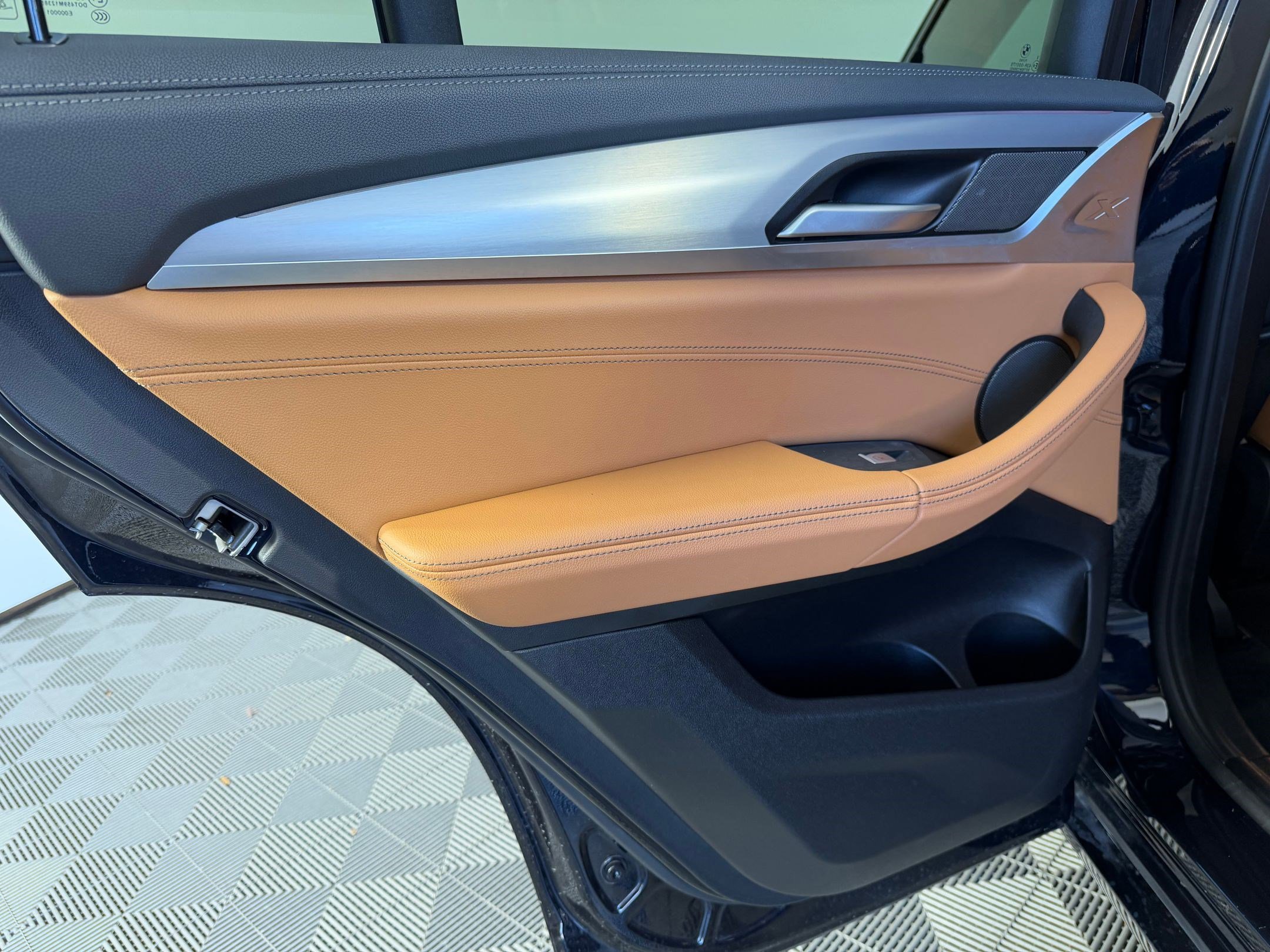 Used 2020 BMW X4 xDrive30i w/ M Sport Package 2 image 16