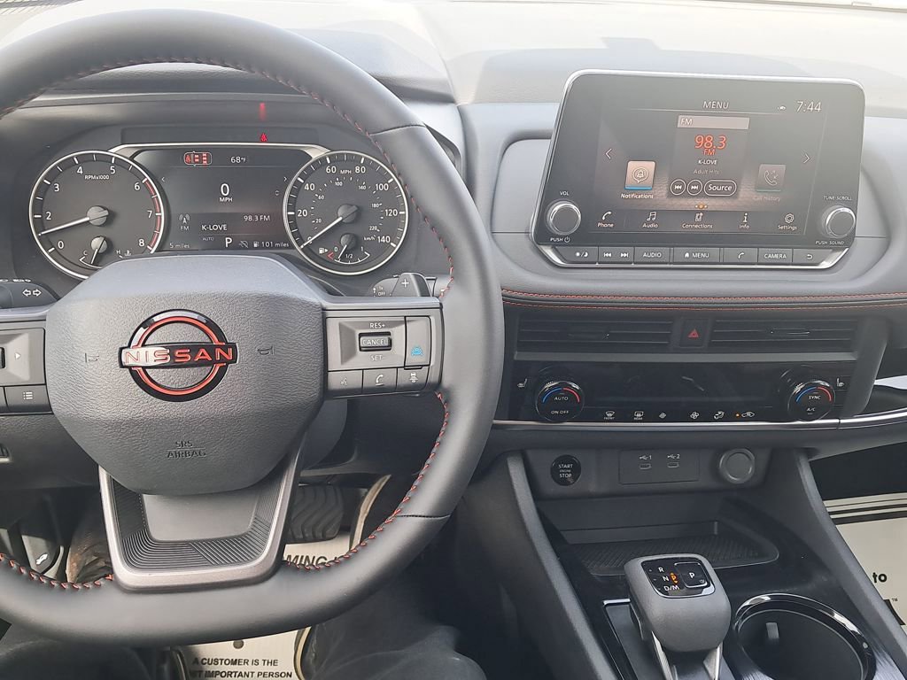 New 2026 Nissan Rogue SV AWD/4WD image 13