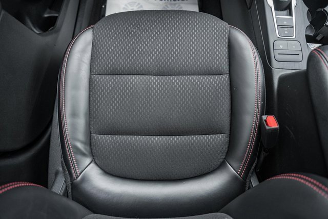 Used 2025 Ford Escape ST-Line image 34