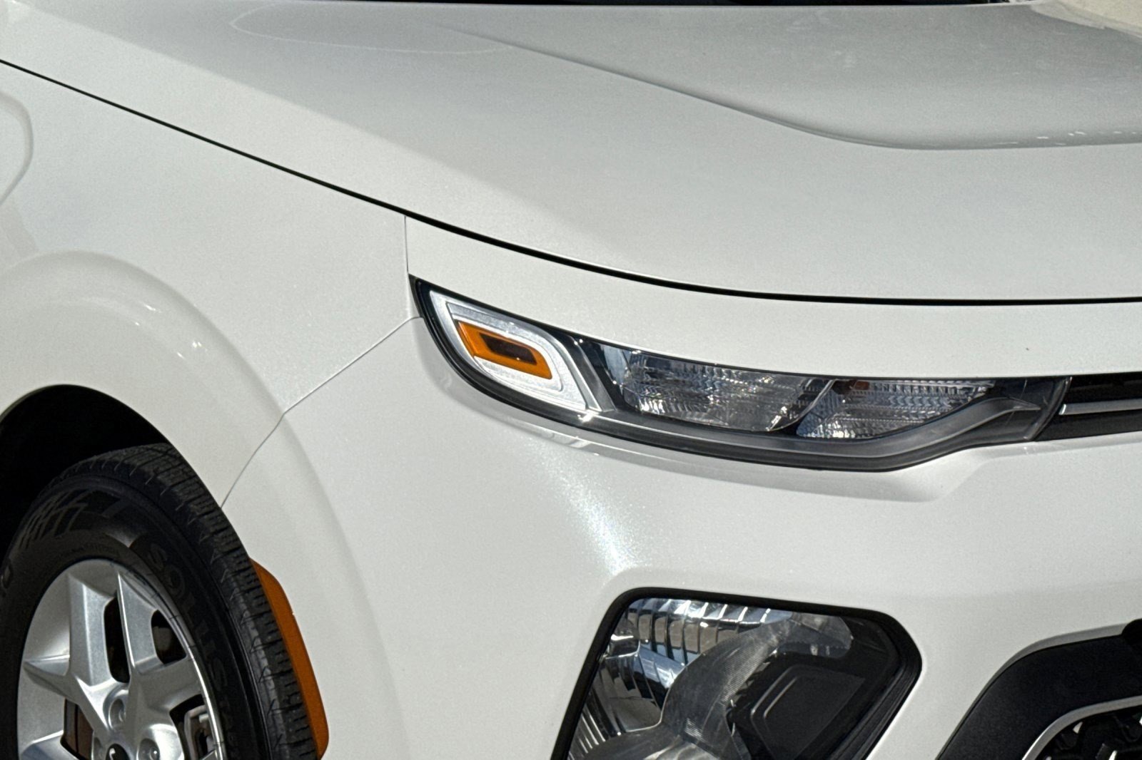 Used 2022 Kia Soul LX w/ Technology Package image 10