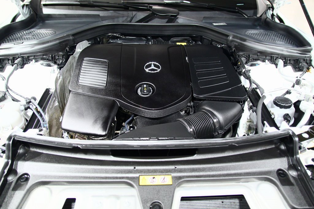 Used 2023 Mercedes-Benz GLC 300 4MATIC image 30