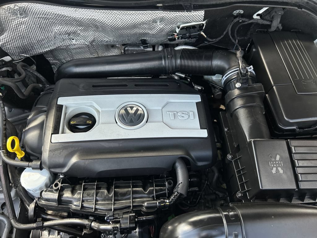 Used 2017 Volkswagen Tiguan Sport AWD/4WD image 27
