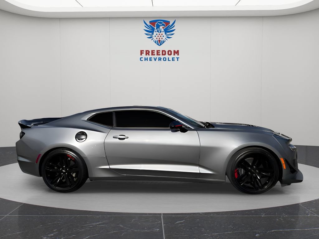 Used 2022 Chevrolet Camaro LT w/ Redline Edition RWD image 7