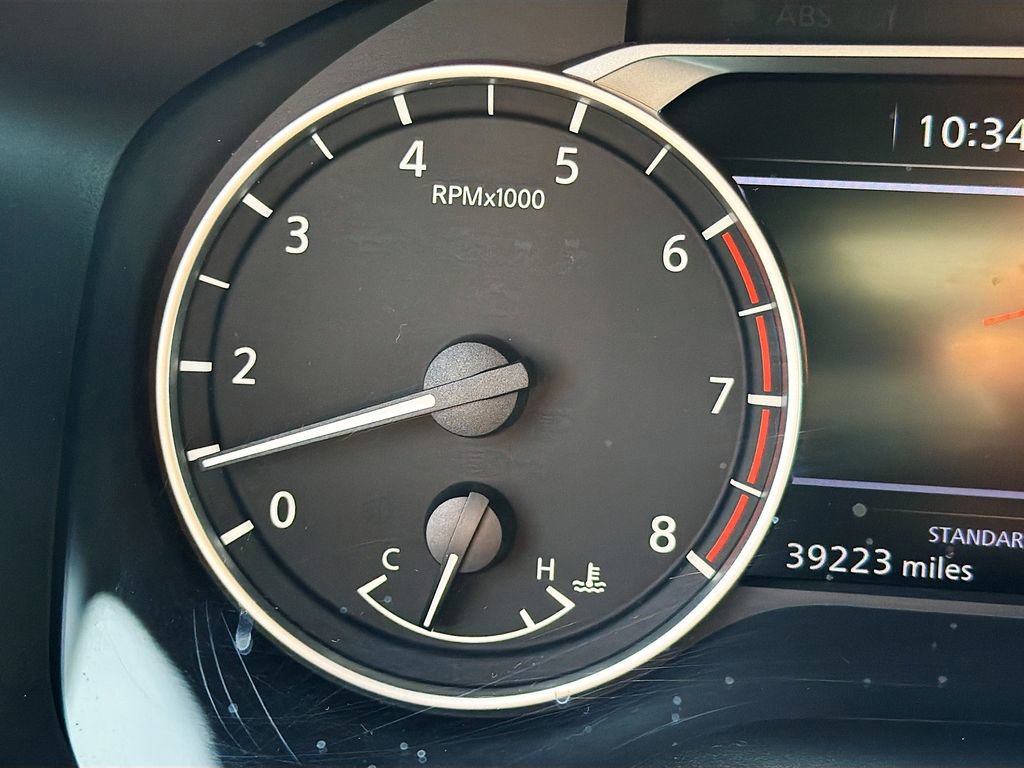 Used 2023 Nissan Rogue SV image 41