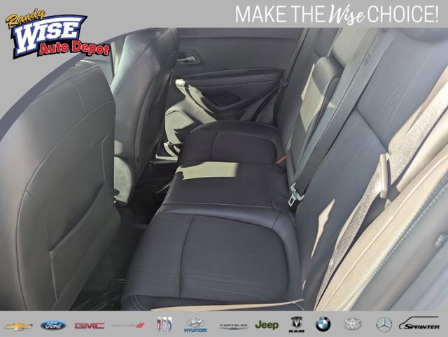 Used 2016 Chevrolet Trax LT w/ LT Sun and Sound Package FWD image 19