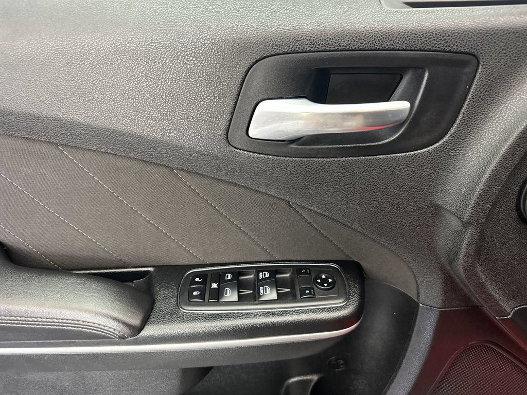 Used 2023 Dodge Charger SXT RWD image 10