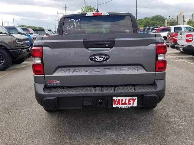 New 2026 Ford Maverick XLT w/ Black Appearance Package AWD/4WD image 4