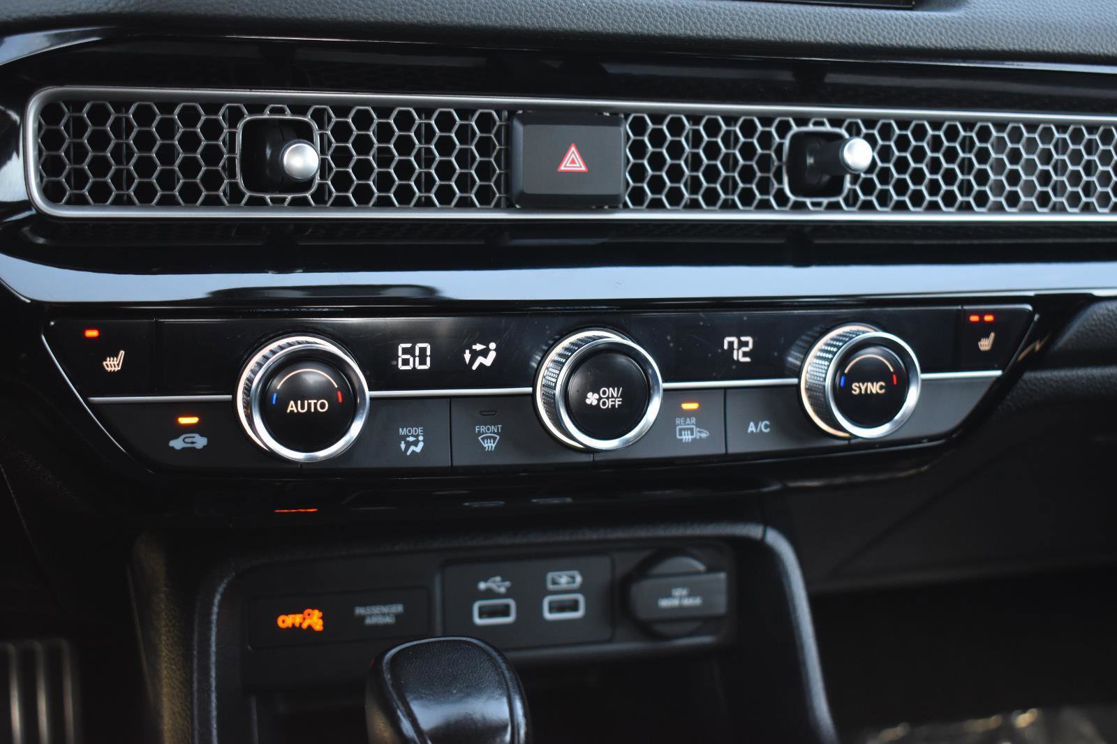 Used 2024 Honda Civic Sport Touring image 10