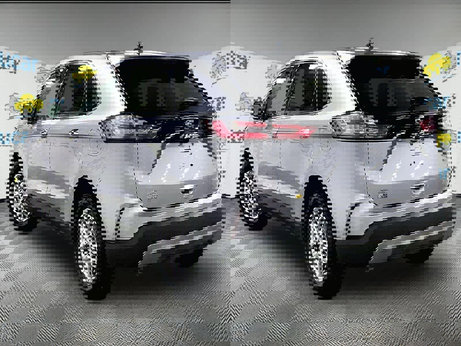 Used 2024 Ford Edge SEL image 8