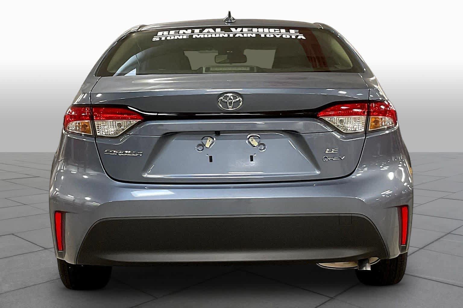 Used 2026 Toyota Corolla LE FWD image 5