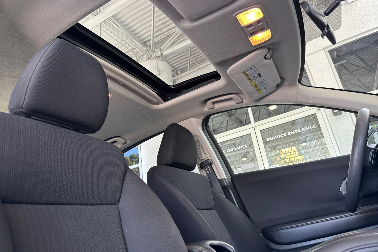 Used 2018 Honda HR-V EX image 21