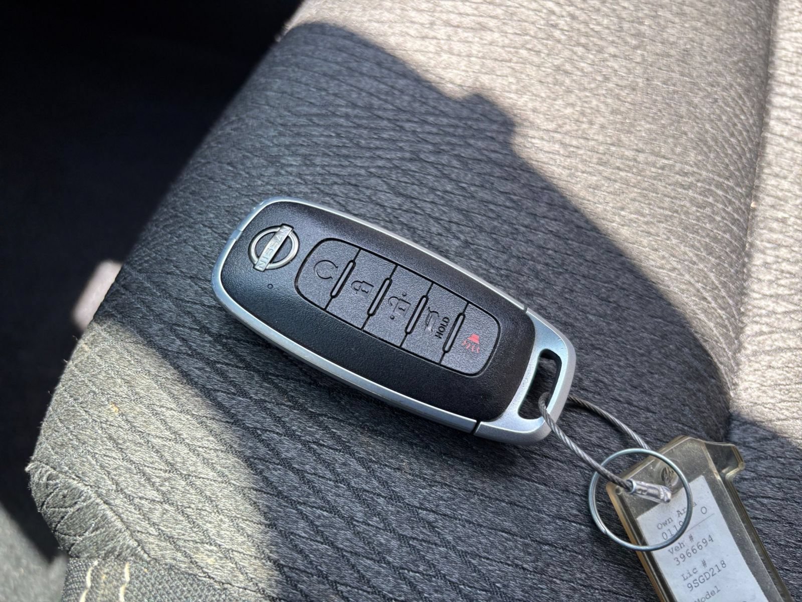 Used 2025 Nissan Rogue SV FWD image 20