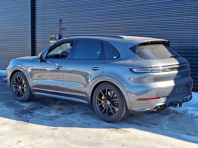 New 2026 Porsche Cayenne GTS image 3