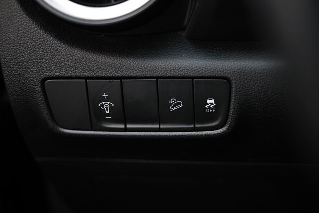 Used 2023 Hyundai Kona SEL image 16