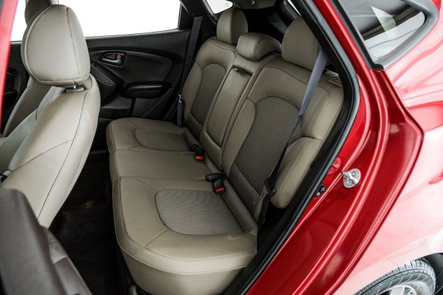 Used 2015 Hyundai Tucson SE AWD/4WD image 33