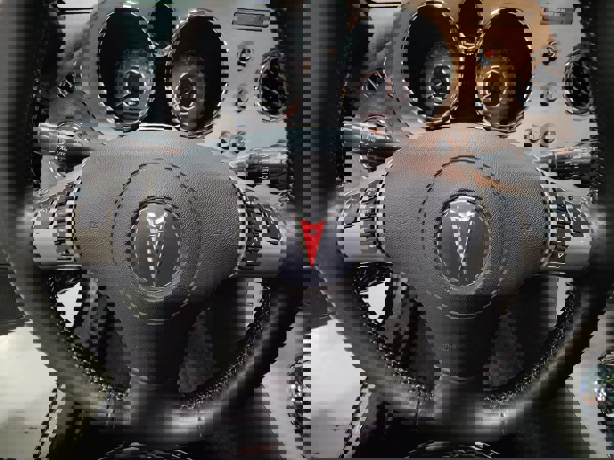 Used 2008 Pontiac Solstice GXP w/ Premium Package image 25