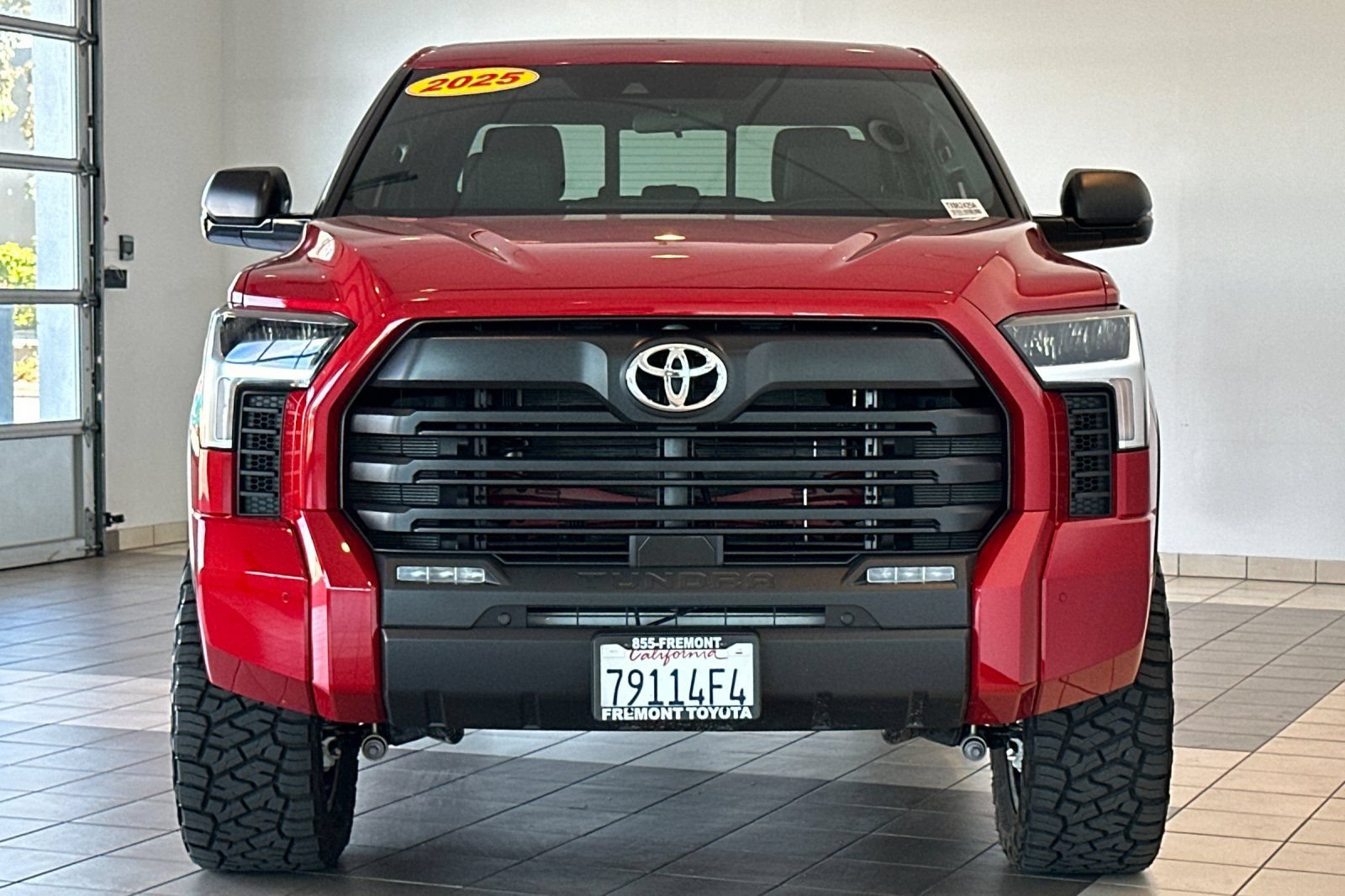 Used 2025 Toyota Tundra SR5 w/ SR5 Premium Package AWD/4WD image 9