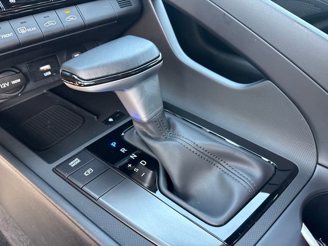 Used 2025 Hyundai Elantra Sport image 24