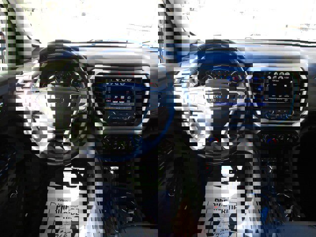 Used 2019 GMC Acadia SLT w/ Black Edition image 18