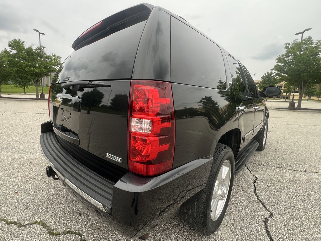 Used 2010 Chevrolet Tahoe LTZ AWD/4WD image 5