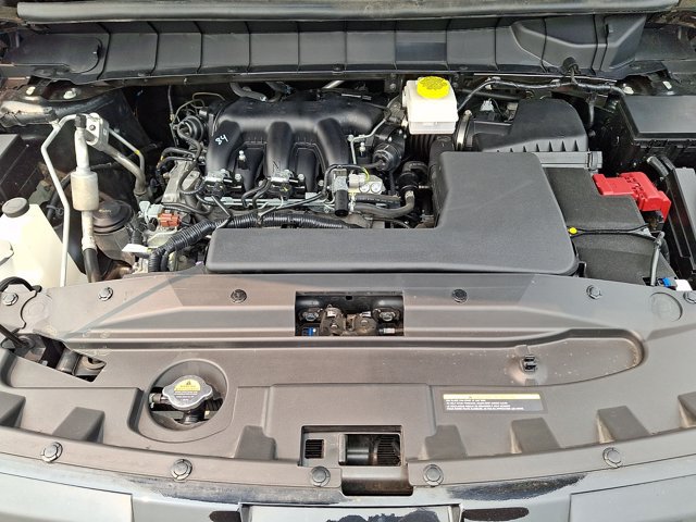 Used 2025 Nissan Pathfinder SL AWD/4WD image 27
