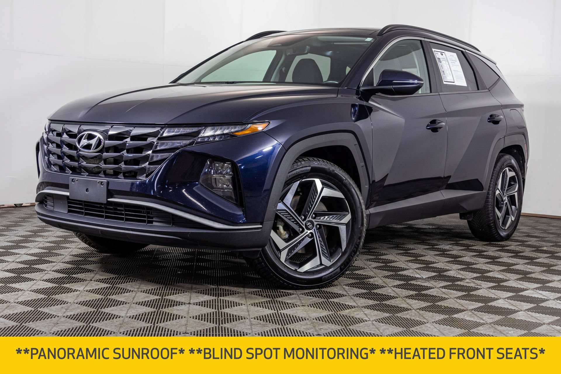 Used 2022 Hyundai Tucson SEL AWD/4WD image 2