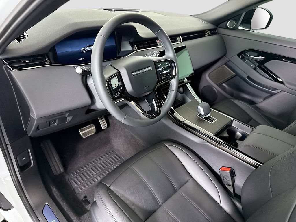 Used 2025 Land Rover Range Rover Evoque Dynamic SE AWD/4WD image 9