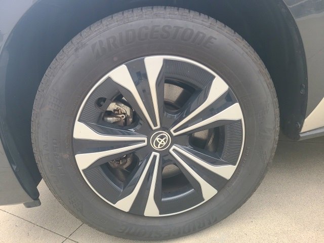 Used 2024 Toyota bZ4X XLE image 12