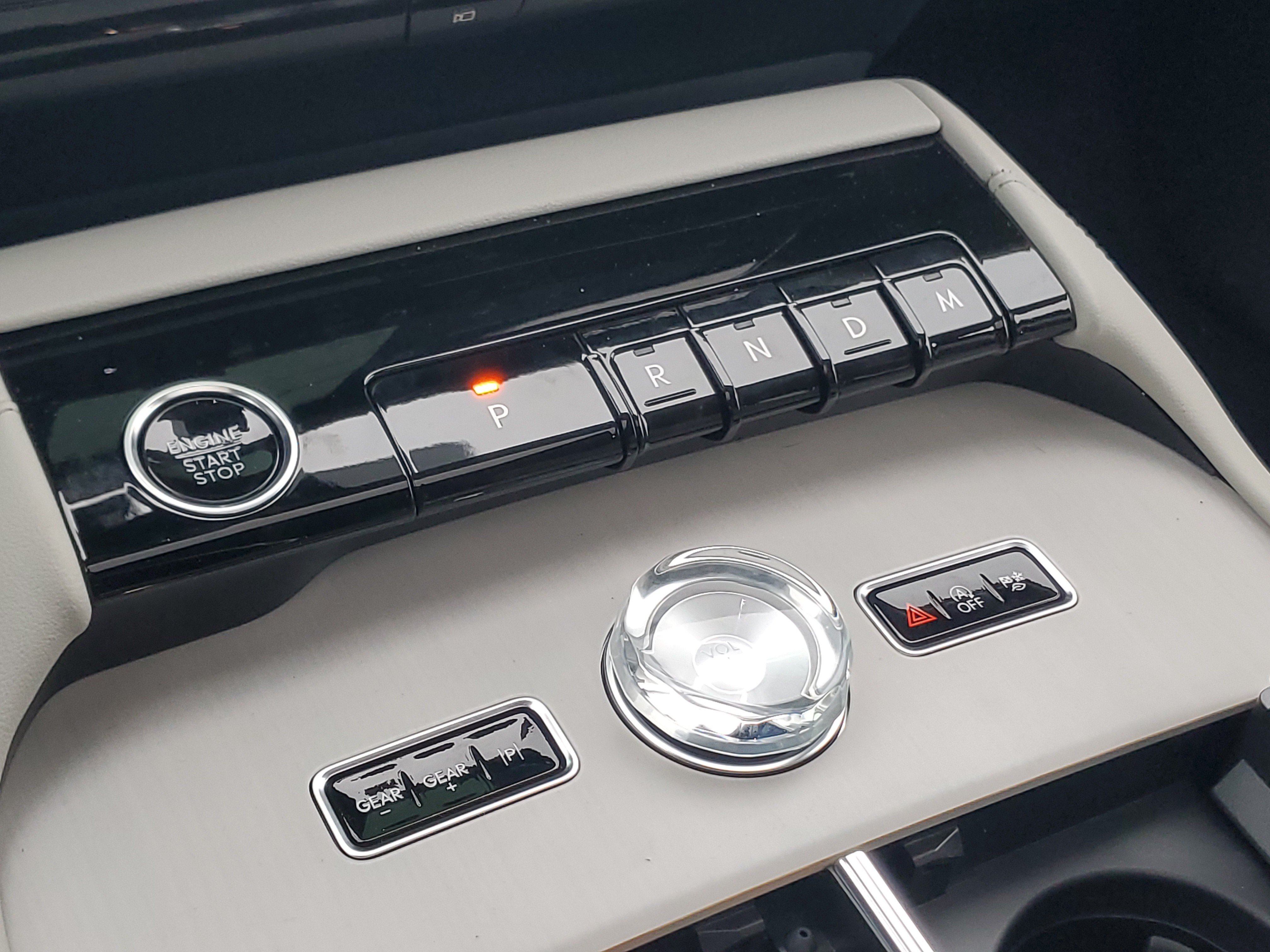 New 2026 Lincoln Navigator Reserve w/ Jet Appearance Package AWD/4WD image 25