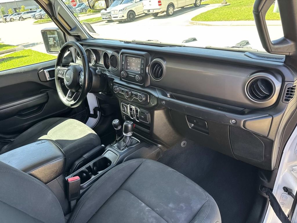 Used 2021 Jeep Gladiator Sport AWD/4WD image 15