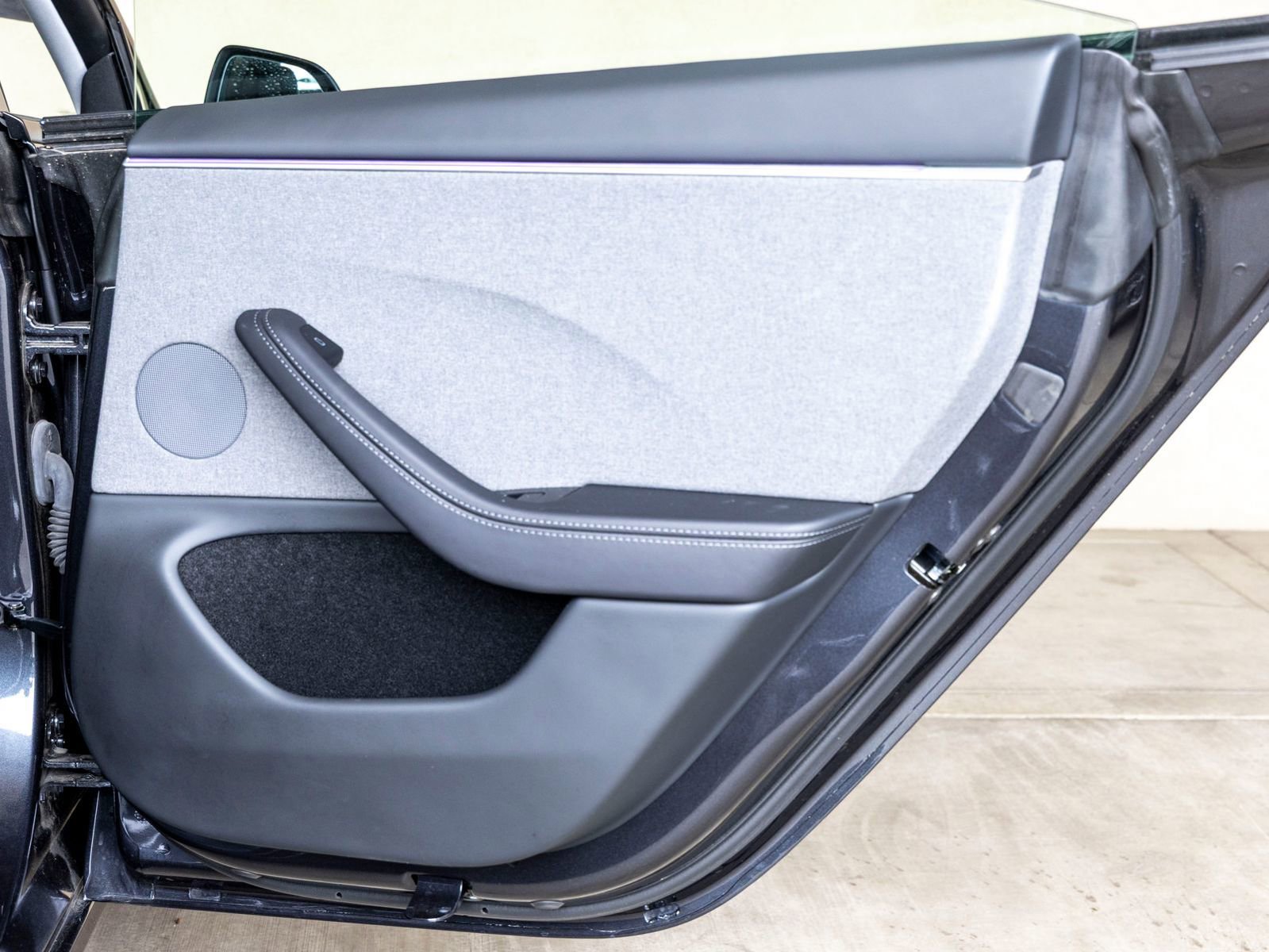 Used 2025 Tesla Model 3 Long Range image 22