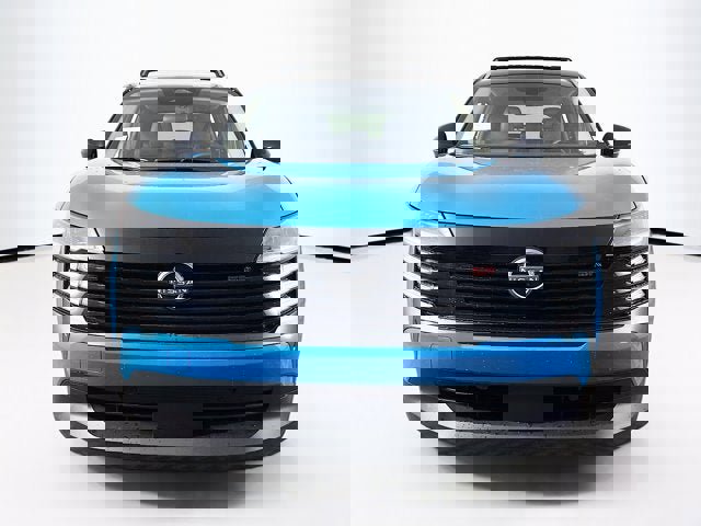 New 2026 Nissan Kicks SR w/ Cold Weather Package image 2