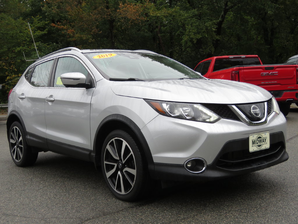 Used 2019 Nissan Rogue Sport SL AWD/4WD image 3