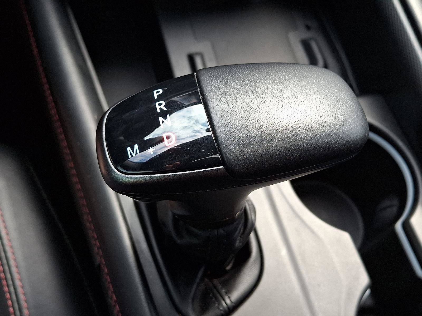 Used 2021 Dodge Durango R/T w/ Blacktop Package AWD/4WD image 18