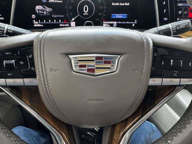 Used 2021 Cadillac Escalade Premium Luxury Platinum AWD/4WD image 32