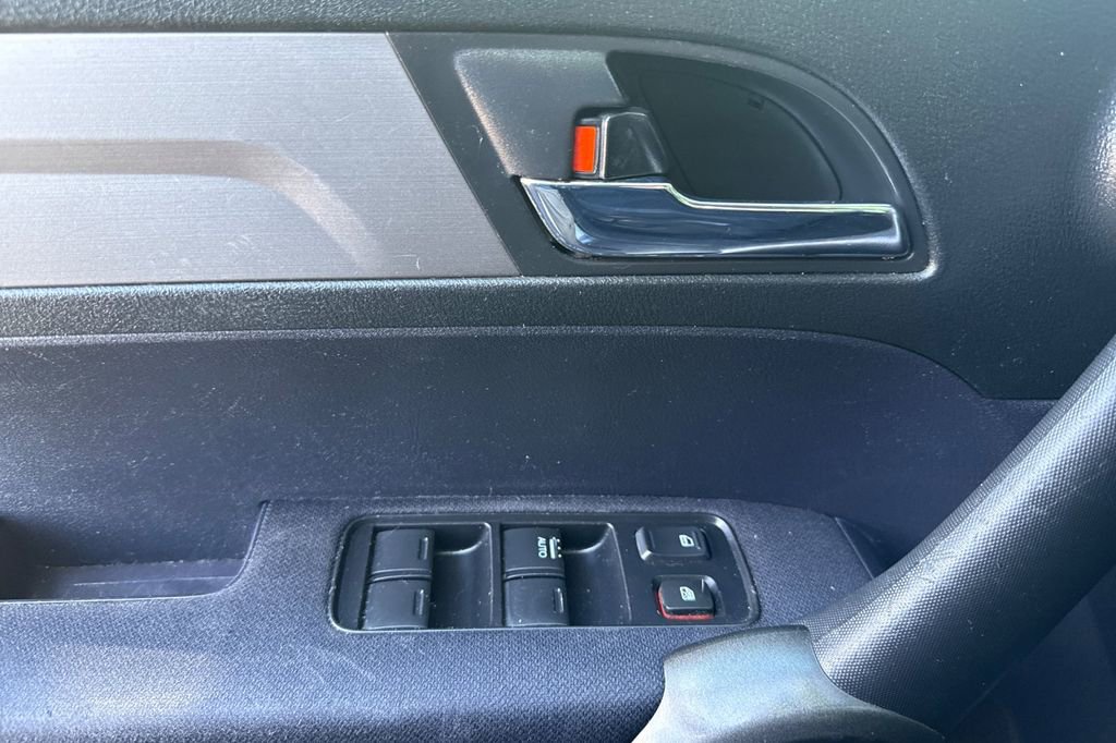 Used 2011 Honda CR-V SE image 5