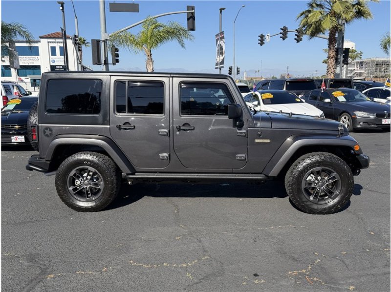 Used 2018 Jeep Wrangler Unlimited Sport image 8