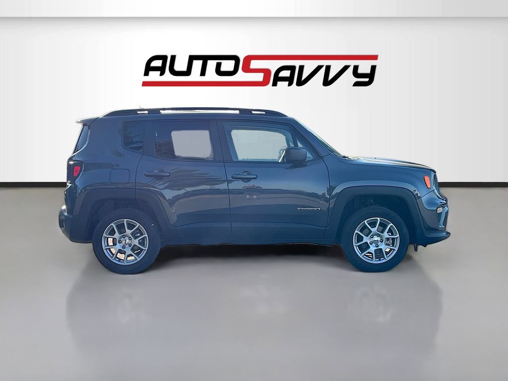 Used 2023 Jeep Renegade Latitude w/ Premium Group AWD/4WD image 8