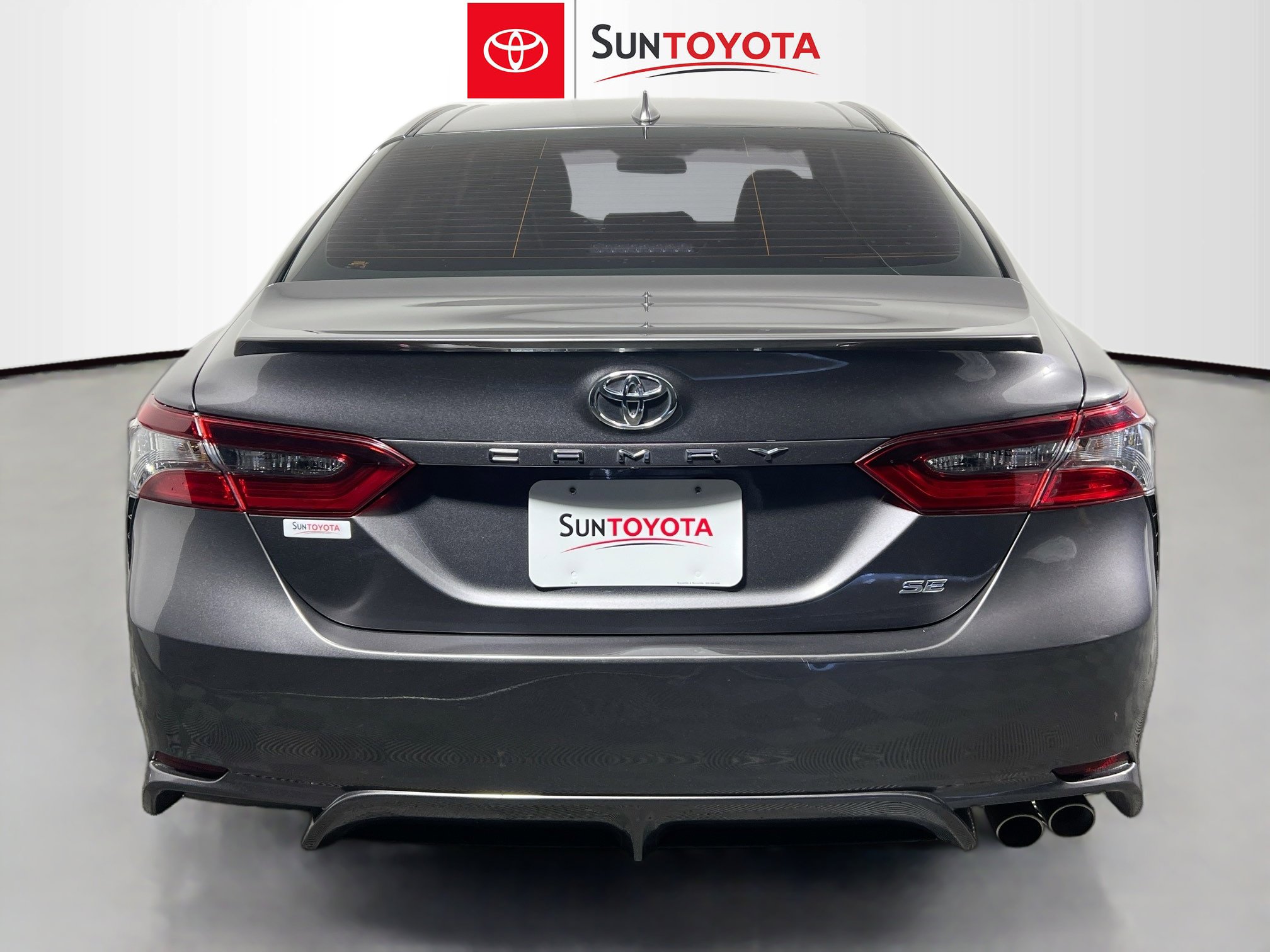 Used 2023 Toyota Camry SE image 5