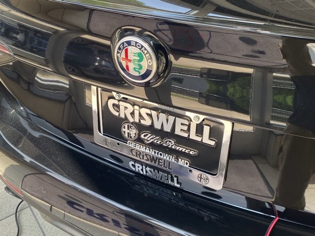 New 2025 Alfa Romeo Giulia AWD w/ Driving Assist Package image 18