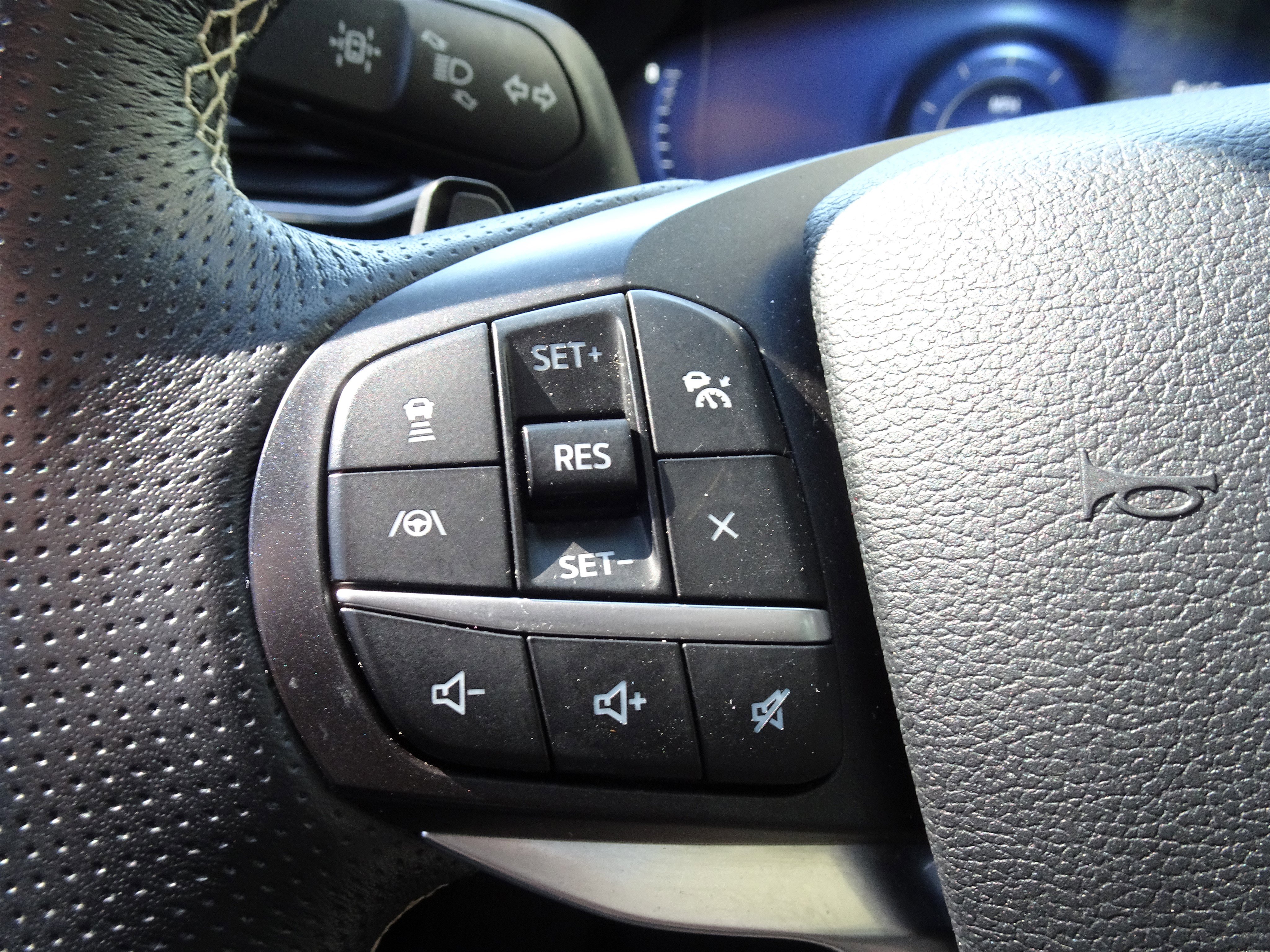 Used 2020 Ford Explorer ST w/ ST Street Pack image 26