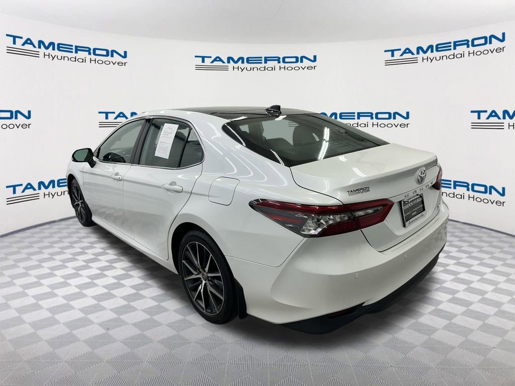 Used 2024 Toyota Camry XLE w/ Navigation Package AWD/4WD image 3