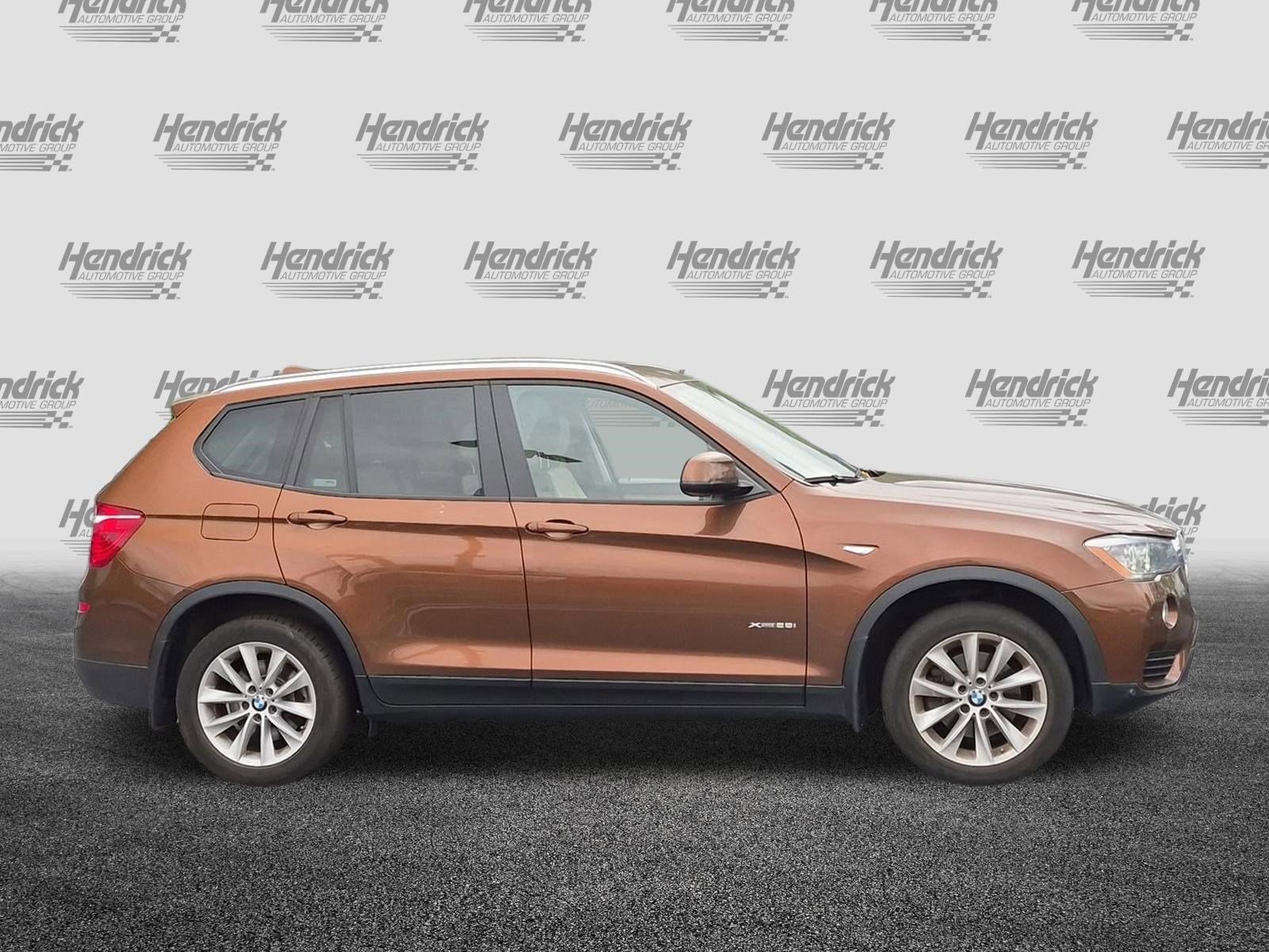 Used 2017 BMW X3 xDrive28i AWD/4WD image 11