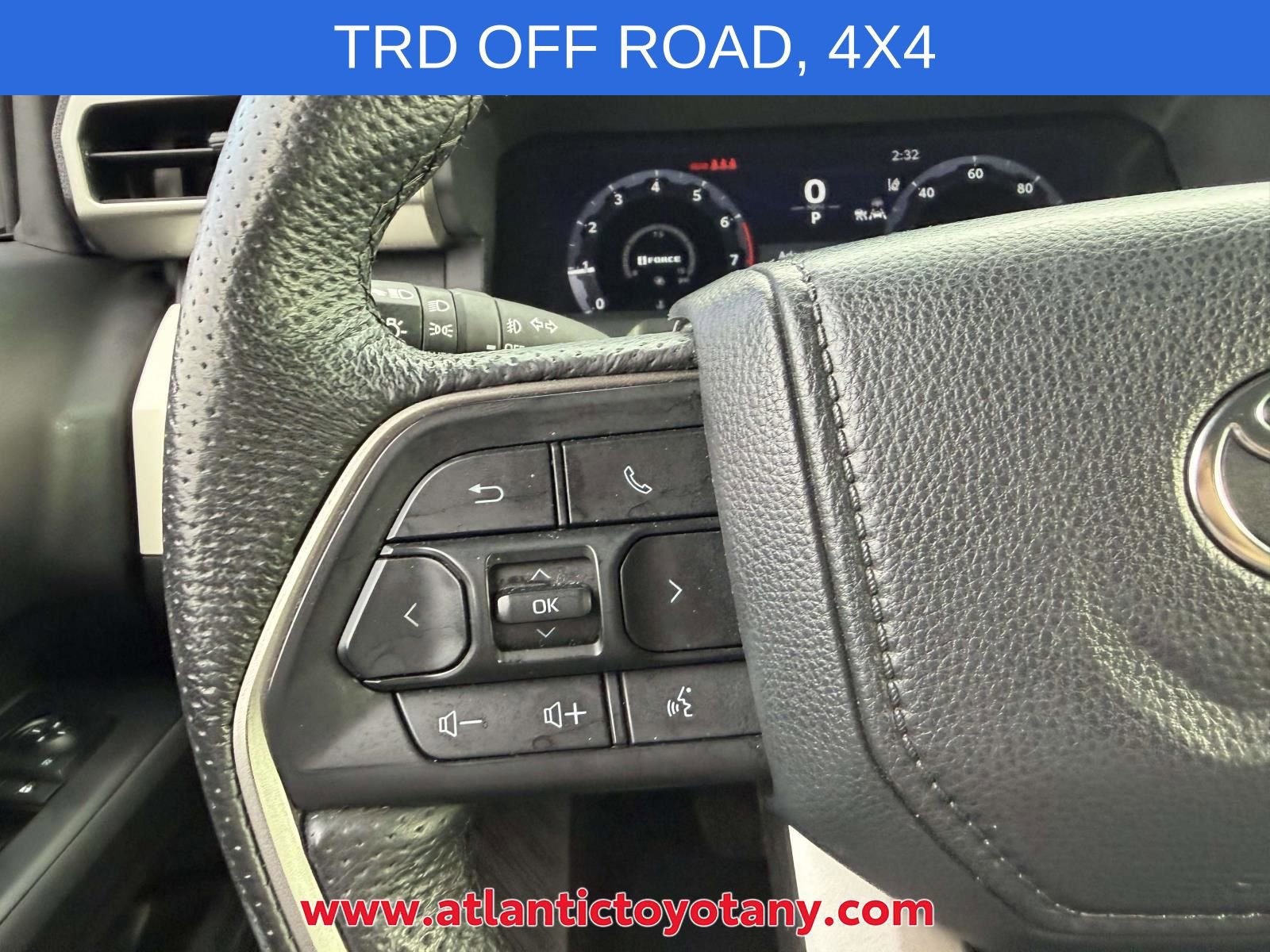 Certified 2024 Toyota Tacoma TRD Off-Road AWD/4WD image 30