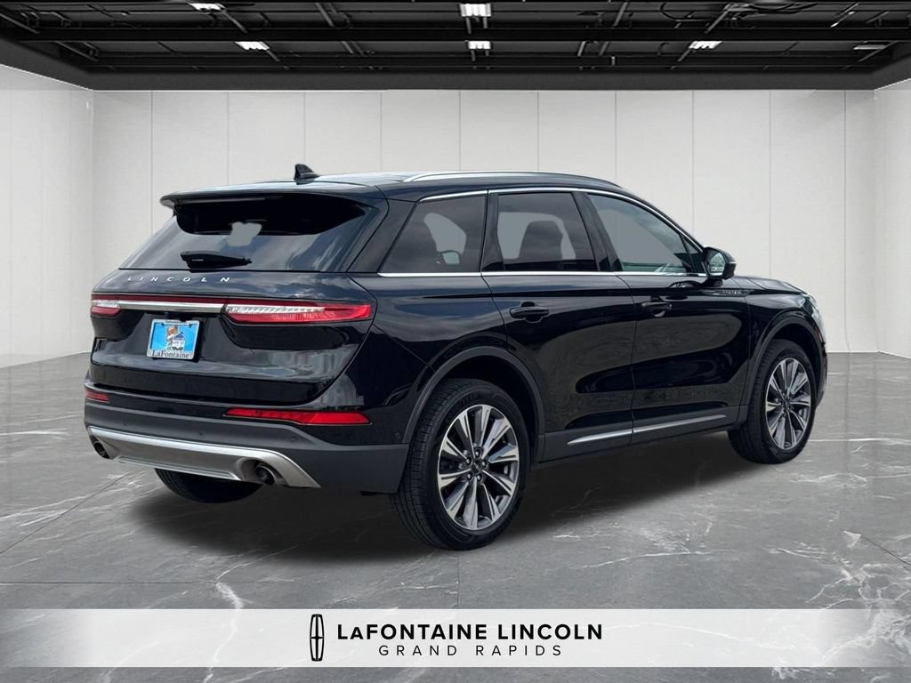 Certified 2022 Lincoln Corsair Reserve w/ Equipment Group 201A AWD/4WD image 5